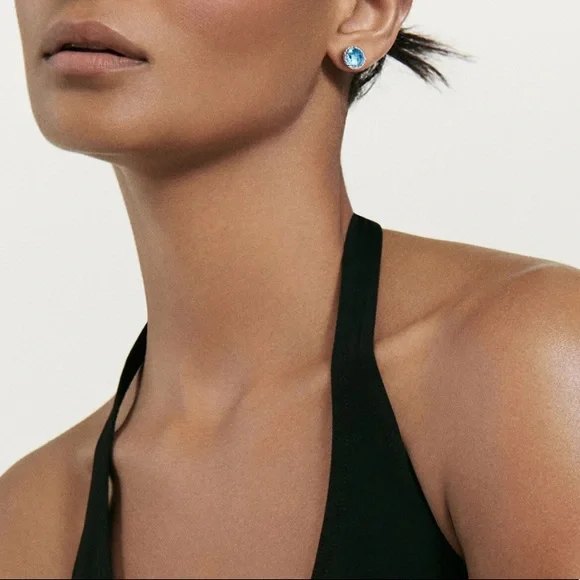 David Yurman Petite Chatelaine Stud Earrings in Sterling Silver with Blue Topaz - Picture 3 of 6